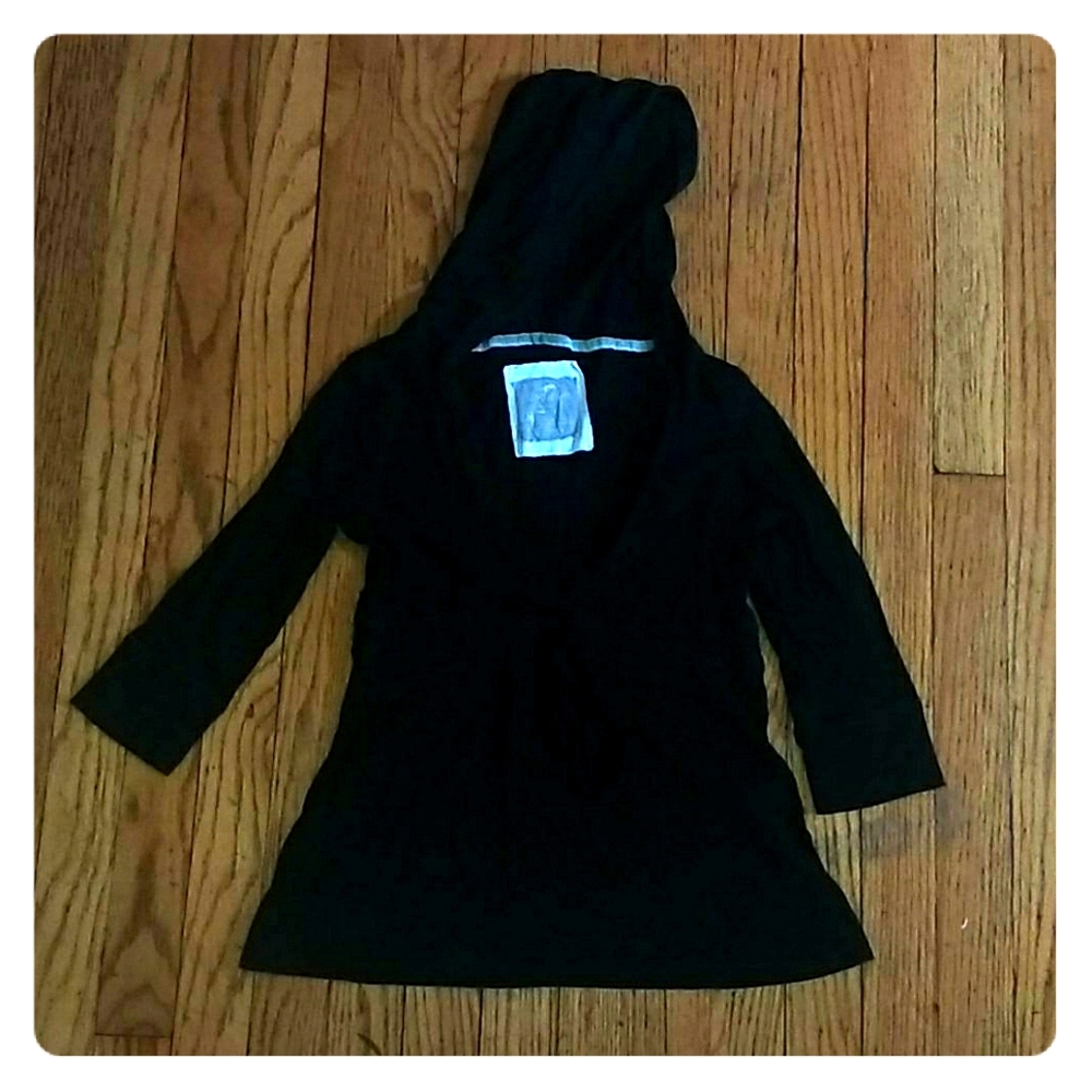 Black Energie Hooded 3/4 Sleeve Top